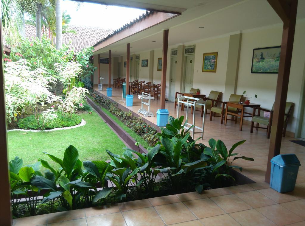 Hotel Besar Purwokerto Exterior foto
